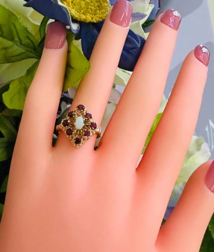 14kt yellow solid gold vintage opal and garnet ring