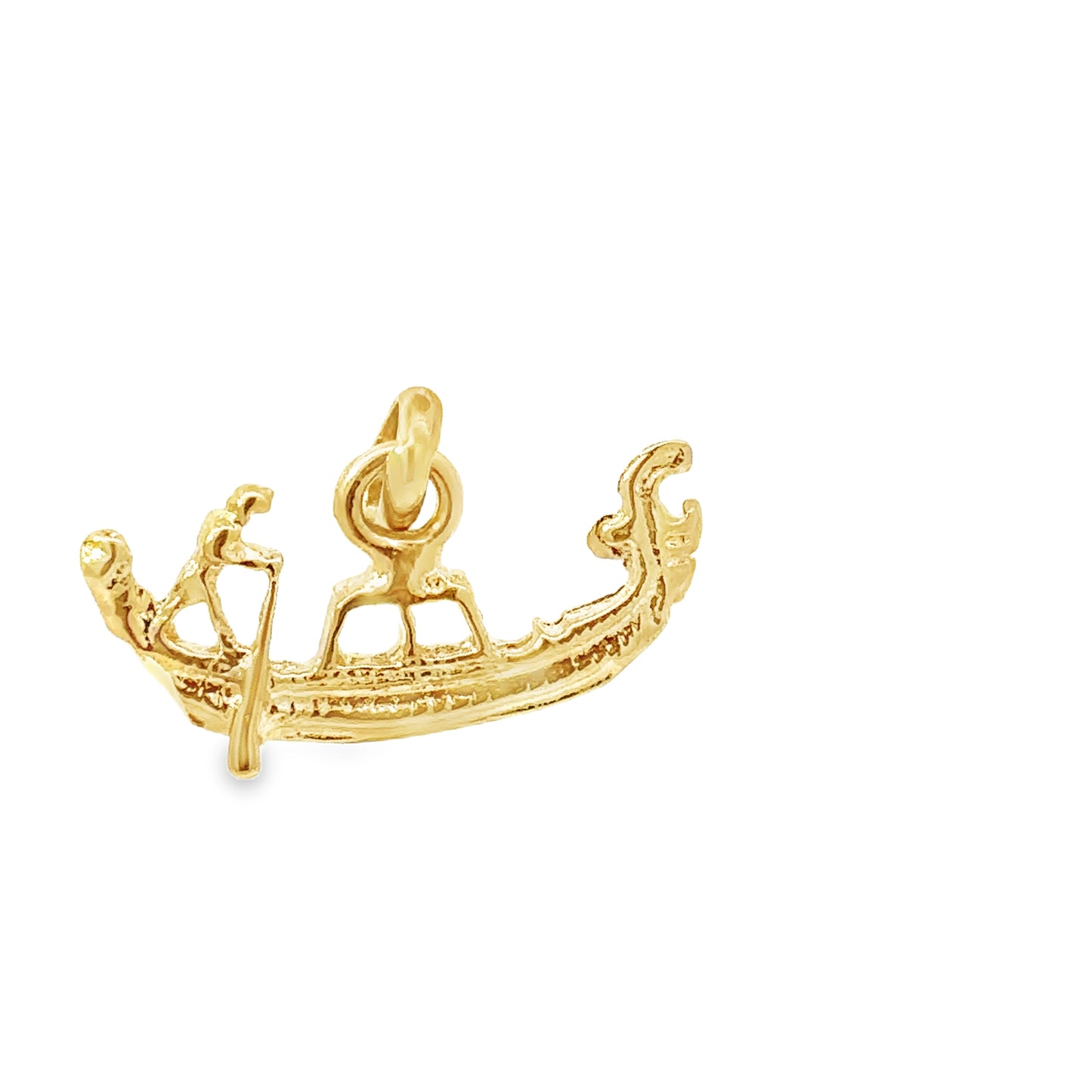18kt yellow solid gold vintage charm gondola