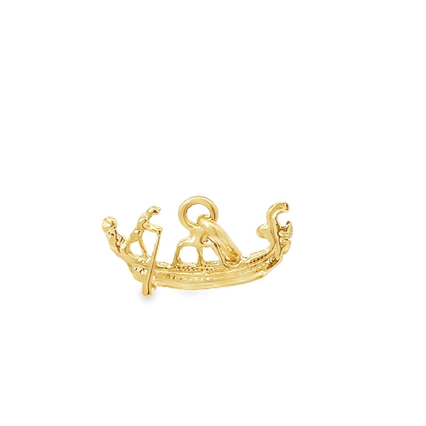 18kt yellow solid gold vintage charm gondola