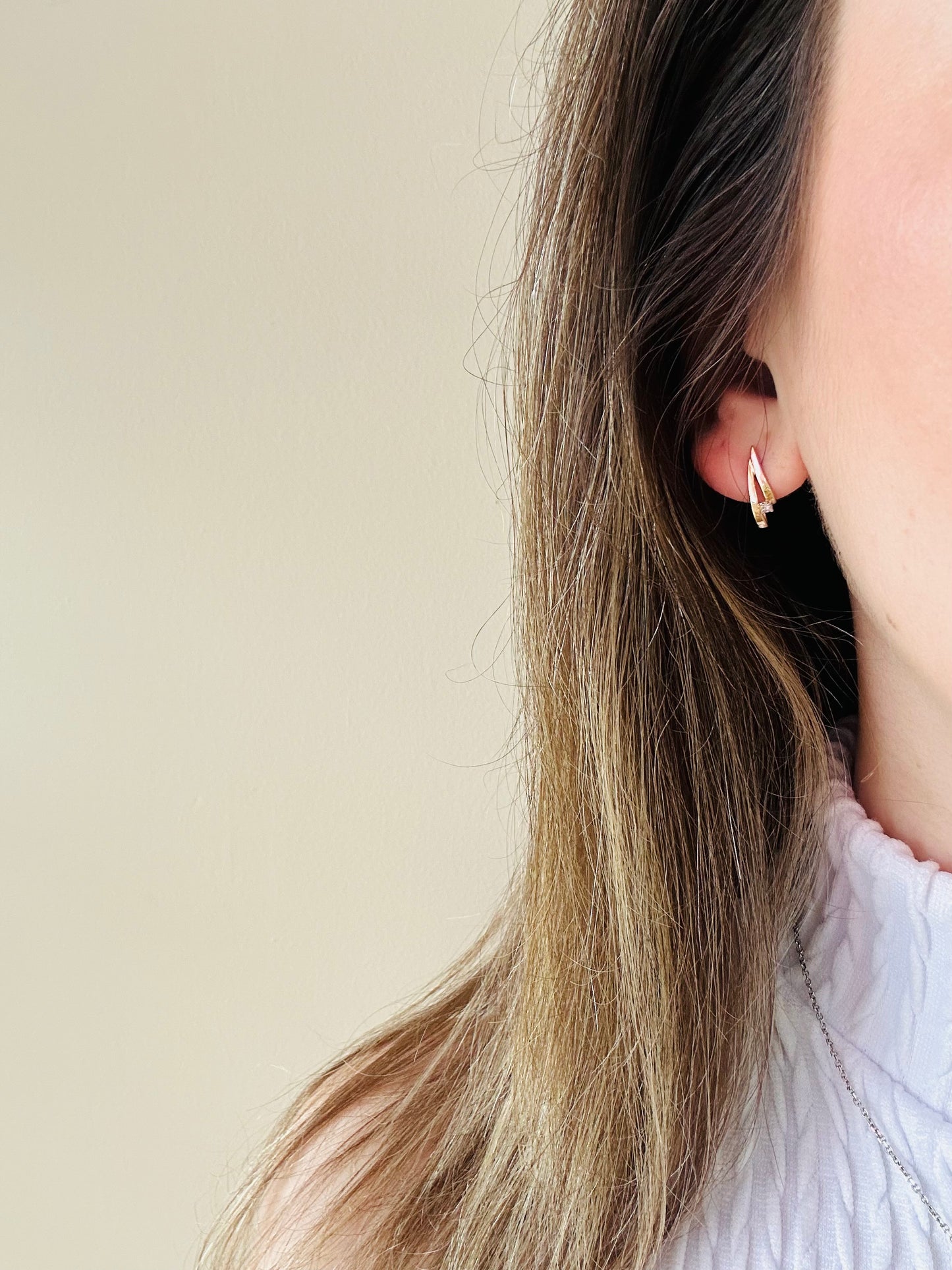14kt yellow solid gold earrings