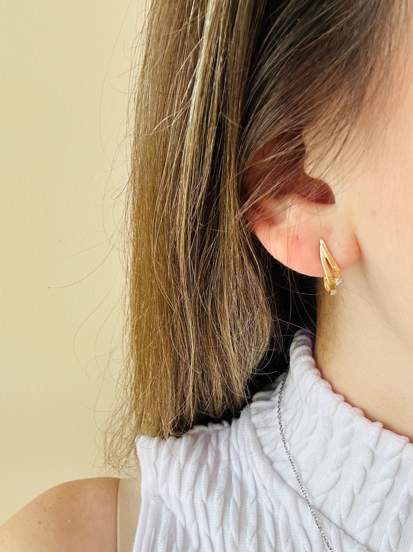 14kt yellow solid gold earrings