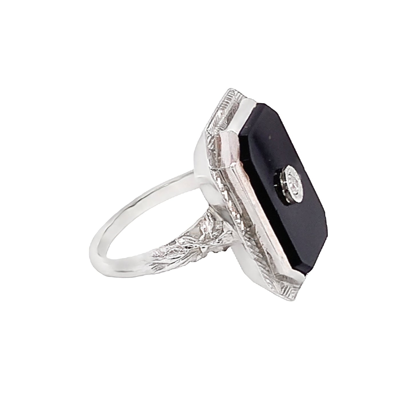 14kt solid White Gold Ring Antique/Onyx Diamond