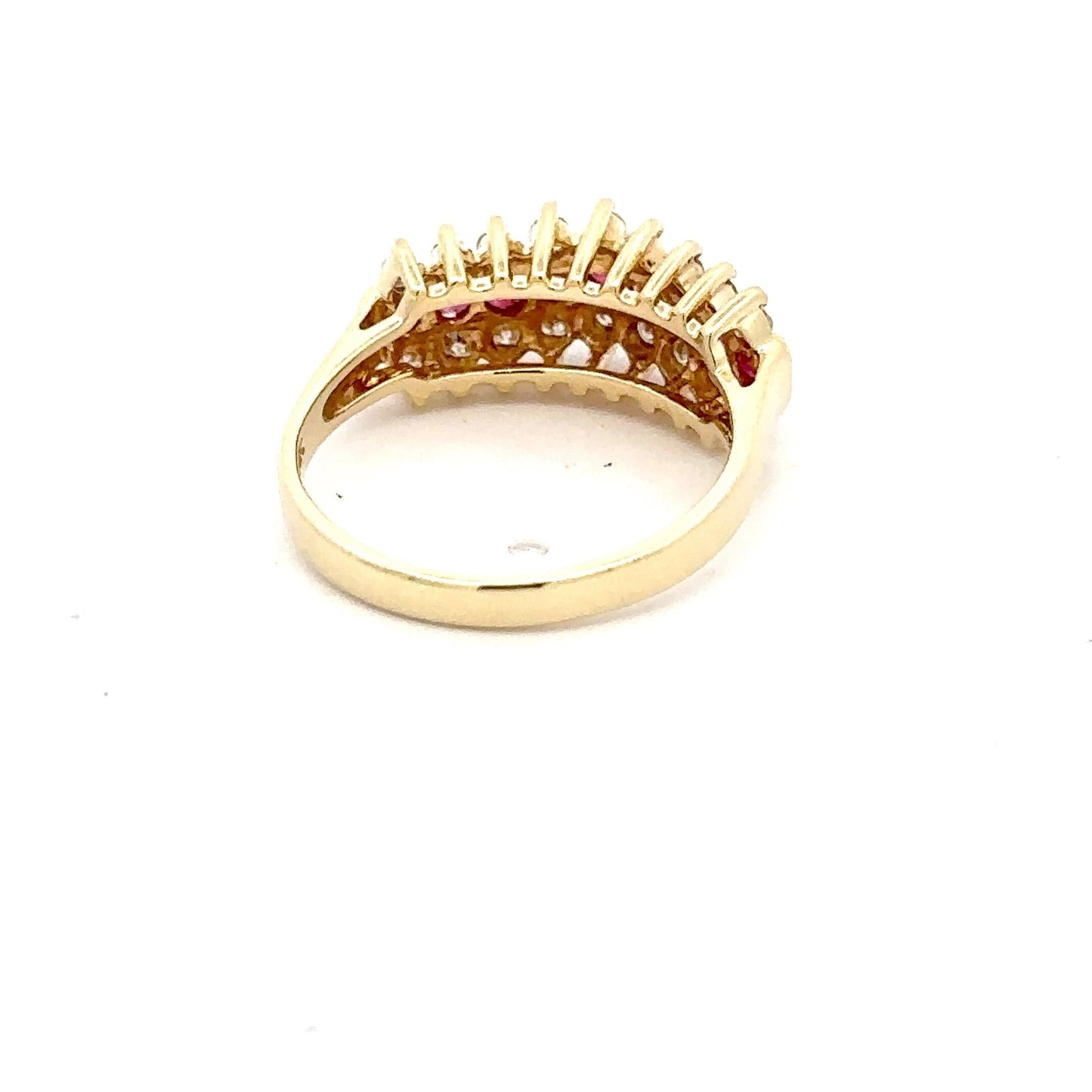 14 kt yellow gold vintage ruby and diamond ring