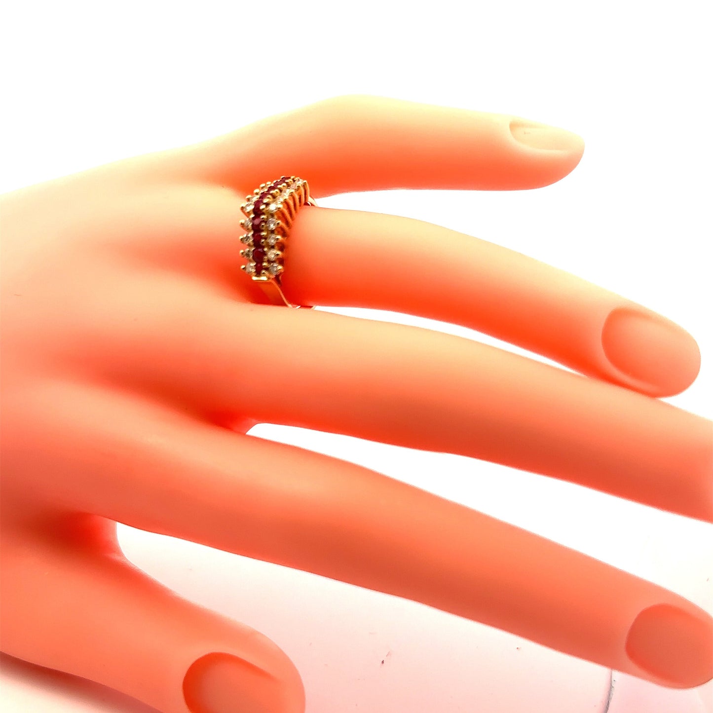 14 kt yellow gold vintage ruby and diamond ring