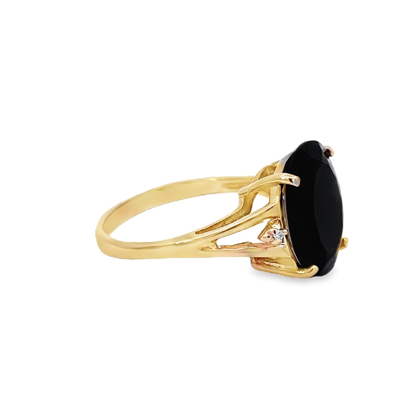 14KT yellow solid gold onyx and diamond vintage ring