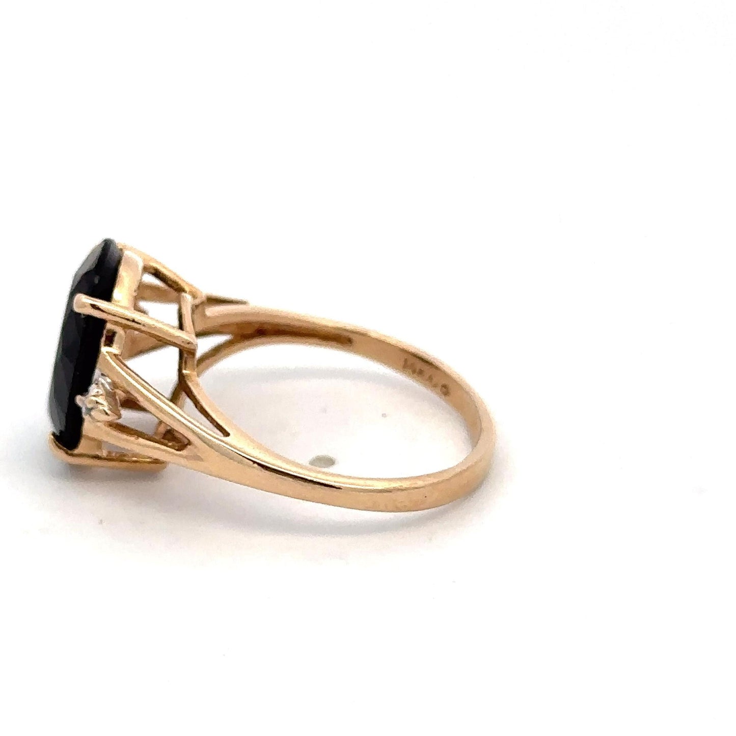 14KT yellow solid gold onyx and diamond vintage ring