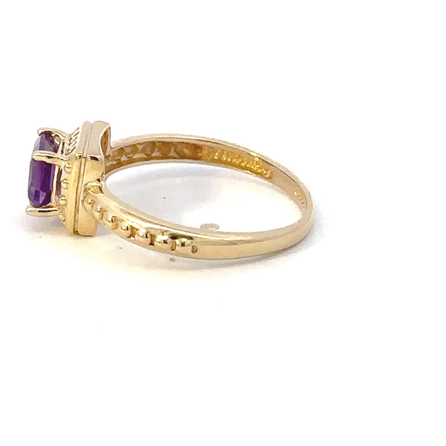 10kt solid yellow gold amethyst vintage ring