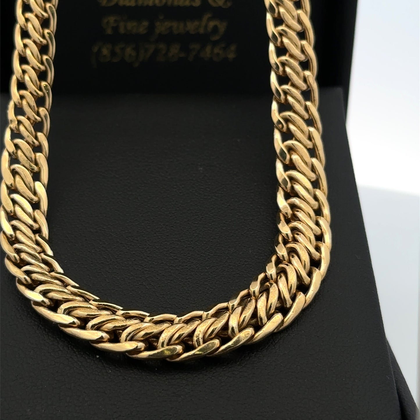 18kt solid yellow gold link chain vintage
