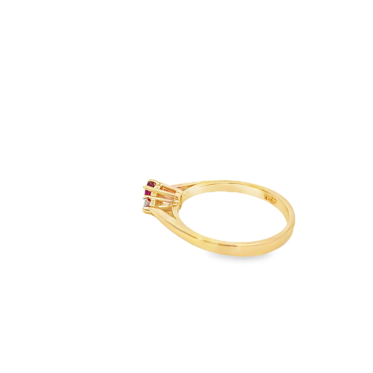 14kt yellow solid  gold ruby and diamond vintage ring