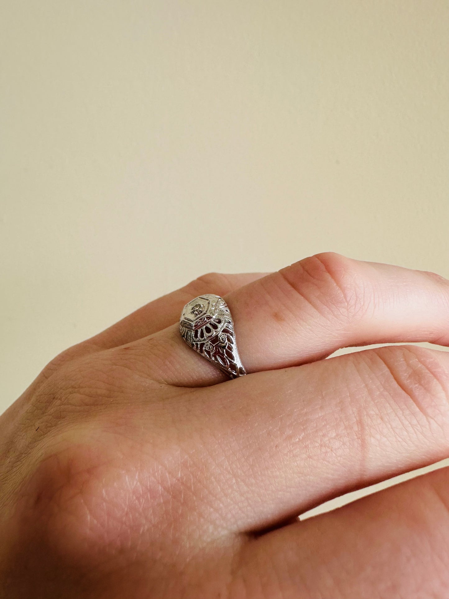 18kt filigree solid white gold ring antique style