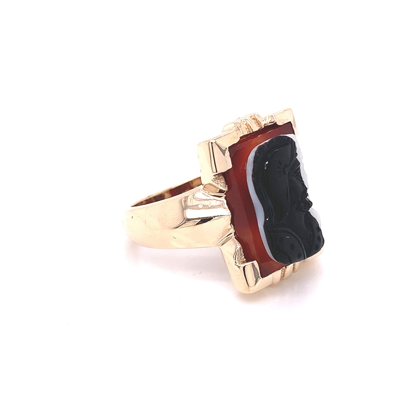 14KT Yellow Gold Intaglio Black and White Onyx Ring