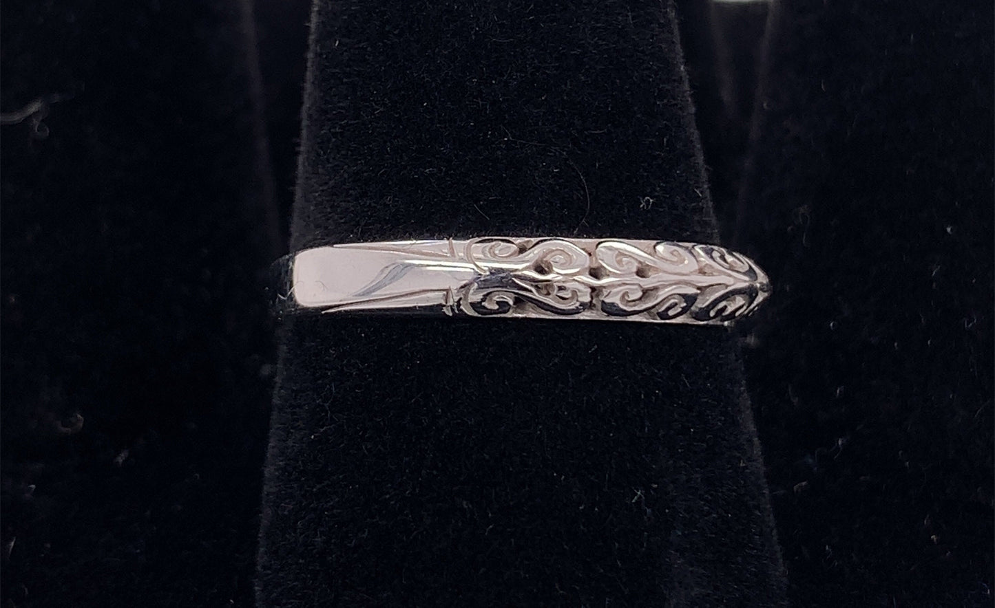 14KT White Gold Band Scroll Top