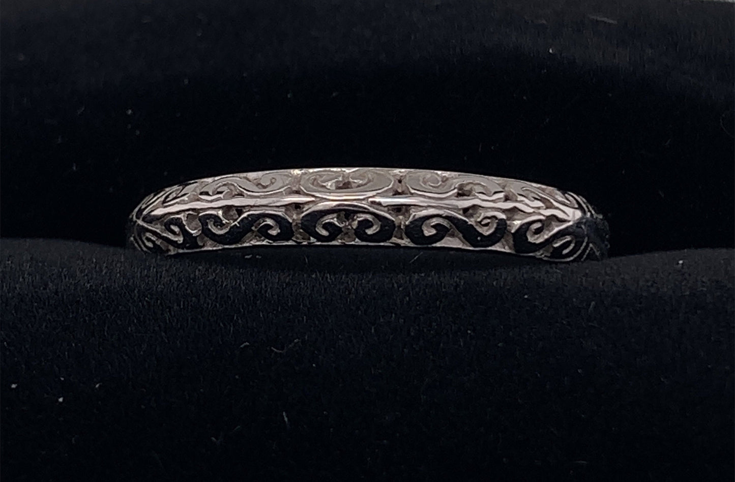 14KT White Gold Band Scroll Top