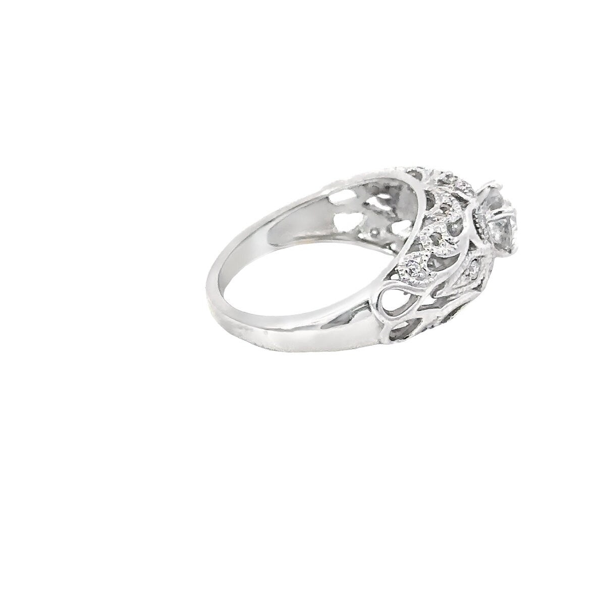 14kt vintage white gold diamond ring