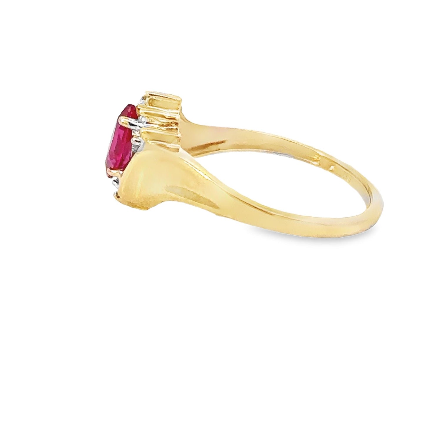 10kt yellow gold vintage  ring red stone solid gold