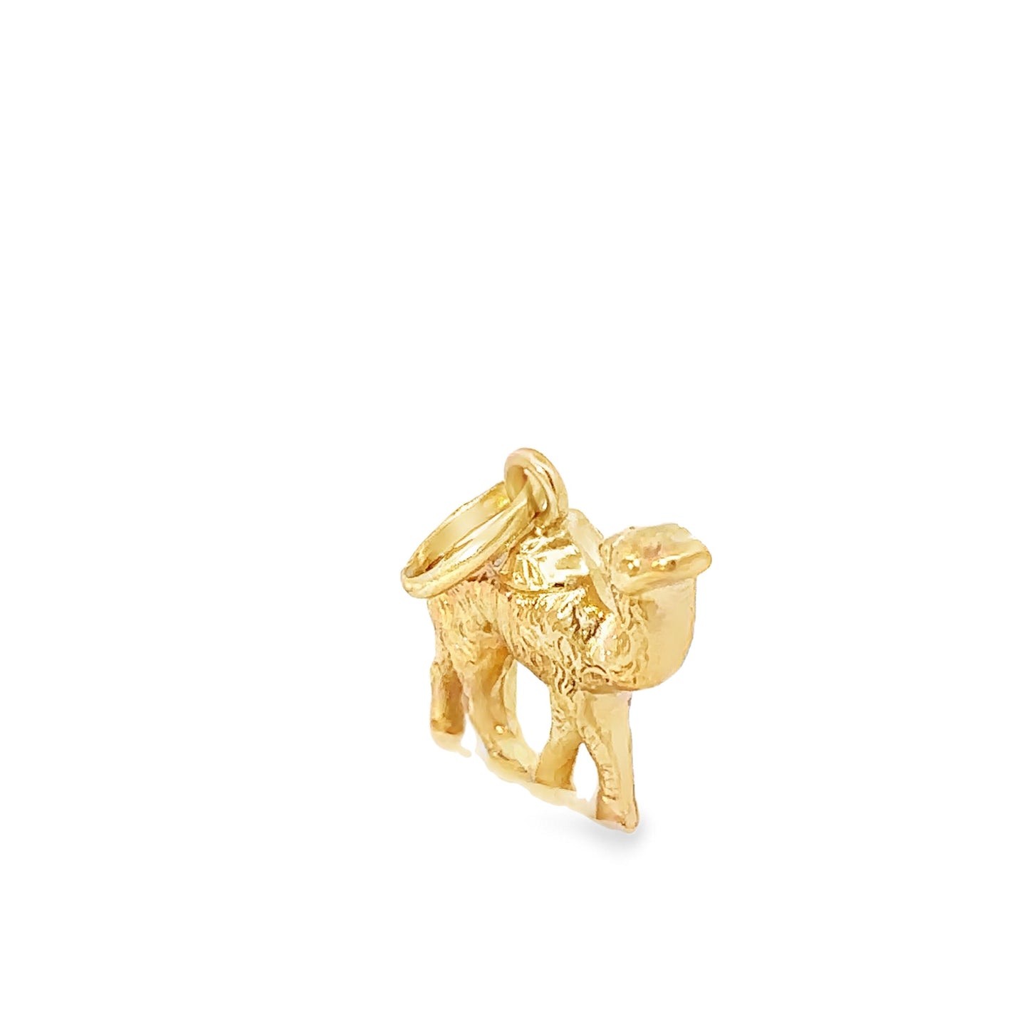 18kt yellow gold camel